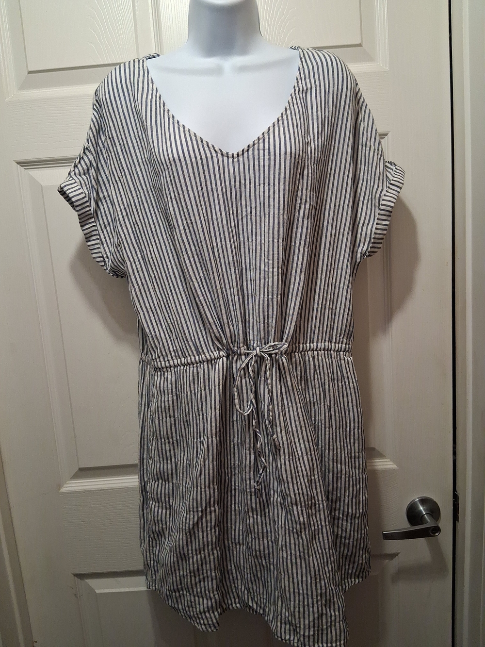 Striped V-Neck Drawstring Waist Tunic Dress - Blue & White Size M Gently Loved